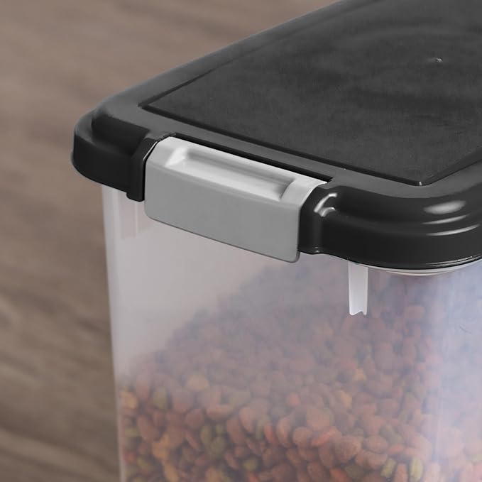 USA Airtight Dog Food Storage Container, Up to 30 lbs, Attachable Wheels, Black