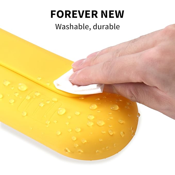 AGIKET Silicone Makeup Brush Holder Travel Cosmetic Bag：Soft Portable Cosmetic Face Brushes Holder with Upgrade Anti-Fall Out Magnetic Closure, Large Travel Makeup Brush Case - Yellow