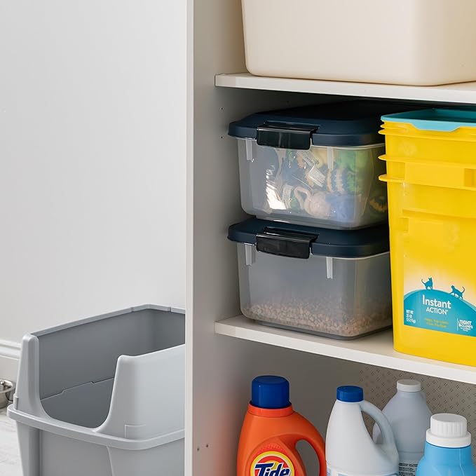 USA WeatherPro Airtight Pet Food Storage Container, Up to 14 lbs, Navy