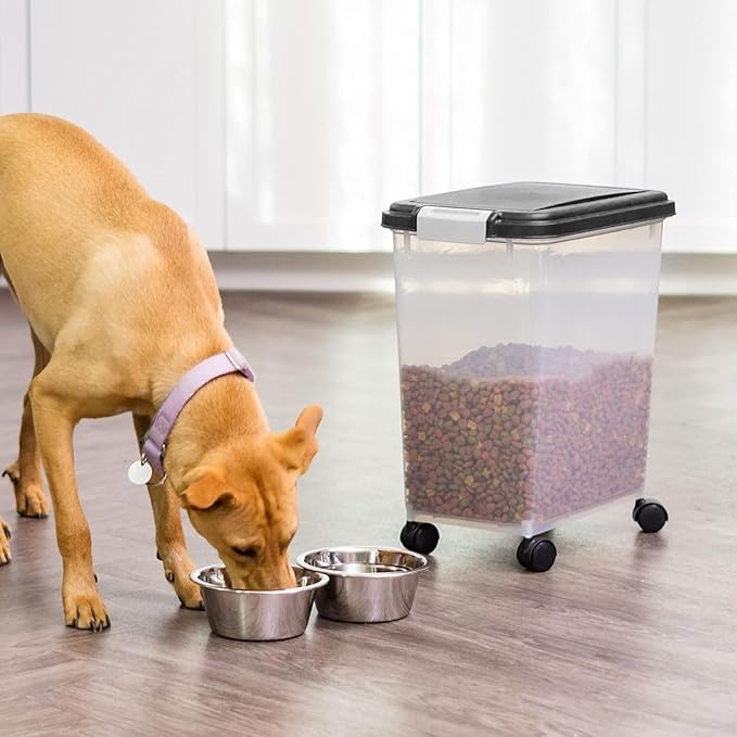 USA Airtight Dog Food Storage Container, Up to 30 lbs, Attachable Wheels, Black